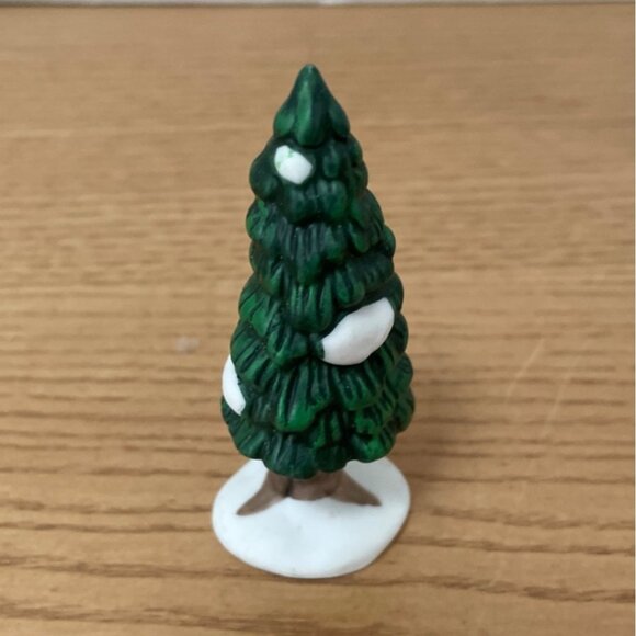 Vintage Christmas Village Accessories Trees and Lamp Posts Hand Painted Ceramic - Picture 3 of 6